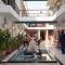 Hotel Harmony