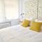 NEW Gorgeous Central Apartment - Beachfront - 3 BD