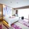 Lavande Hotel Haining Leather City Yintai Branch
