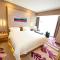 Lavande Hotel Haining Leather City Yintai Branch - Jiaxing