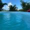 Le Goyav appart avec piscine et jacuzzi au Vauclin