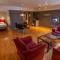 F2 Hotel