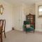 1 Abbey Court - Sherborne