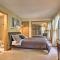 Cozy Condo on Vasquez Creek with Free Shuttle Access