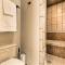 Cozy Condo on Vasquez Creek with Free Shuttle Access