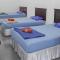 Hotel Rajawali Mitra RedDoorz - 井里汶