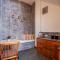 Seven Havens Residence