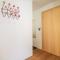 PlantA rosa by Arosa Holiday