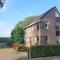 Holiday apartment with free parking Boven Jan Enkhuizen