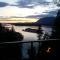 The Fraser Rivers Edge B&B Lodge