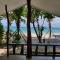 Blue Bay Bungalow