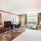 Red Carpet Inn & Suites