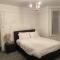 Charming Victoria Conversion Flat in Brentwood with a Garden & Free Parking