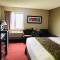 The Inn&suites SW Omaha