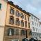 Elegant City Apartment - by Nahuen Suites
