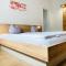 City Hotel