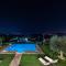 Villa Perla con piscina by Wonderful Italy
