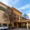 La Quinta by Wyndham Milwaukee Bayshore Area