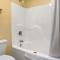 Econo Lodge Inn & Suites - 埃弗格林