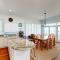 Ocean Boulevard 802