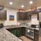 2A Relaxing Redcliff Condo - موآب