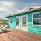 Surfside Retreat Steps to Beach and Local Eats! - Surfside Beach