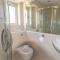 Porth Sands Beachfront Apartment