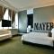Mayer Inn