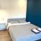Navy city center apartment двокімнатні апартаменти в центрі міста