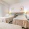 Hotel Abades Manzanil