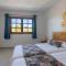 Apartamentos La Peñita