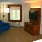 Holiday Inn Express Hotel & Suites Marina by IHG