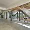 Steps to Pool and Ocean Surfside Beach Home Base! - ميرتل بيتش