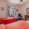 Beautiful 2-storey villa in Todi room for 18