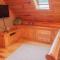 Smokys Hideaway