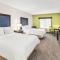 Holiday Inn Express & Suites Wilmington-Newark, an IHG Hotel