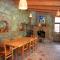 Bucha`s Guest House & Wine Cellar