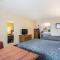 Econo Lodge Inn & Suites Wine Country