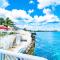 Caprice 7 -Oceanfront Villa - Gated Community with Pool - Nassau