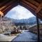 Twin Peaks Lodge & Hot Springs