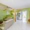 GREEN HOUSE