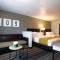 Oxford Suites Spokane Valley