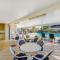 Golden Riviera Beach Resort