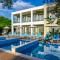 Alonaki Resort