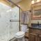 Mountain Creek Cabin - Luxury Lakefront Home - Hot Tub- Pool Table - Movie Theater