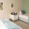 Dolphin Inn Guesthouse