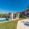 Terre Bianche with Private Pool and Whirlpool