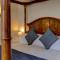 Crown & Mitre Hotel