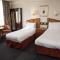 Crown & Mitre Hotel