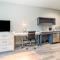 Everglades Adventures Hotel Suites by Ivey House